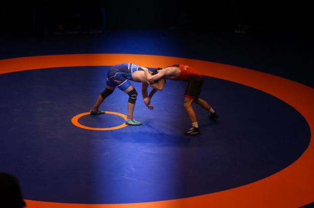 برگزاری رقابت‌های کشتی آزاد قهرمانی کشور بدون تماشاگر!