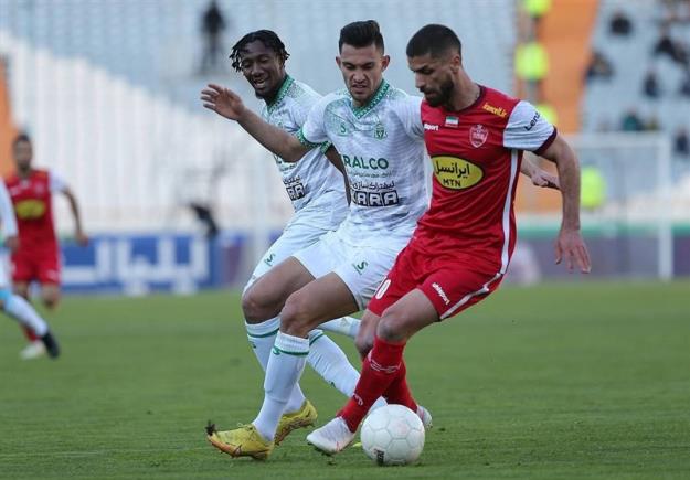 توقف پرسپولیسِ ۱۰ نفره مقابل یک استقلالی دیگر