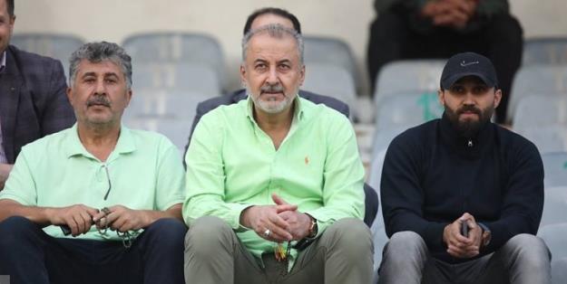 درویش:‌ می‌خواهند به بهانه VAR مردم را سرگرم کنند