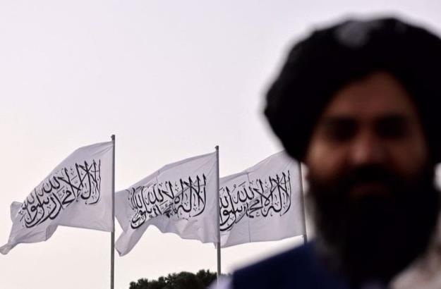 چگونه آمریکا به گروه طالبان مشروعیت داده است؟