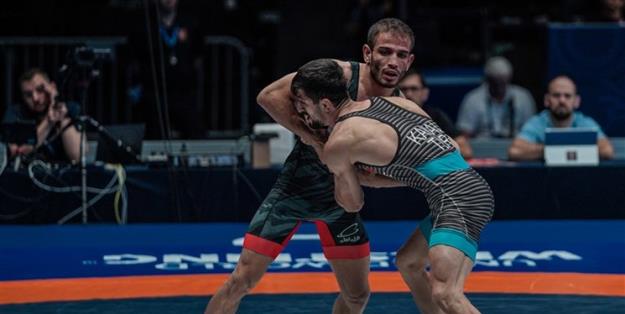 محسن‌نژاد با اقتدار قهرمان شد