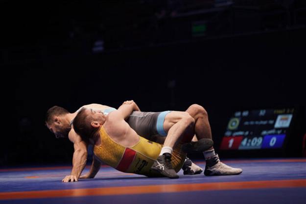 تعویق ۱۰ روزه رقابت های کشتی قهرمانی آسیا