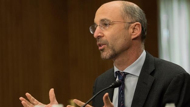 رابرت مالی: منتظر نتایج سفر گروسی به تهران قبل از تصمیم‌گیری هستیم