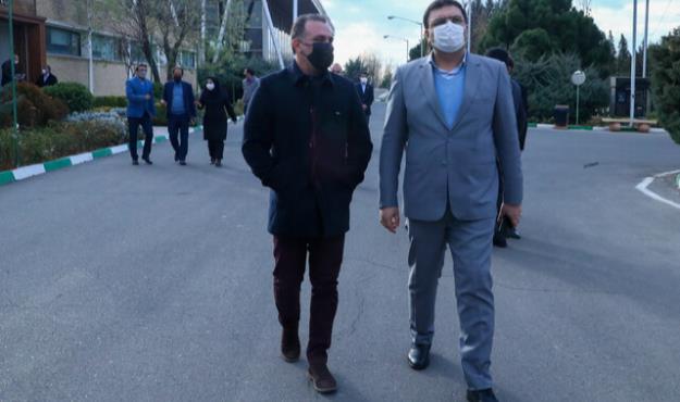  اصولی: ملاک تمدید قرارداد قلعه‌نویی بازی مردم‌پسند است!