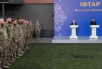  افطاری رئیس جمهور اوکراین با سربازان مسلمان