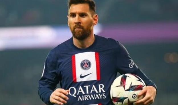 مسی در عربستان حاضر شد + عکس