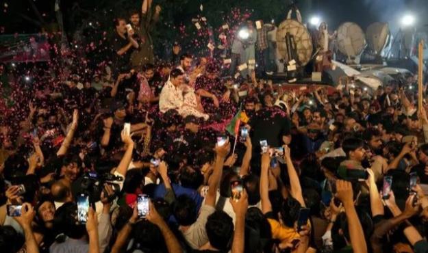 عمران خان خواستار «اعتراضات سراسری» در پاکستان شد