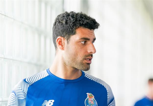  طارمی؛ گزینه جانشینی زلاتان در خط حمله میلان 