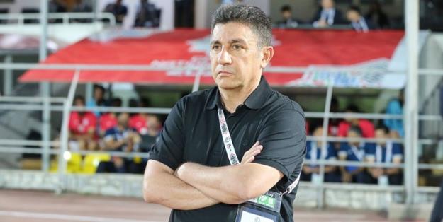  قلعه‌نویی: بازیکن آزمایشی در تیم ملی نداریم 