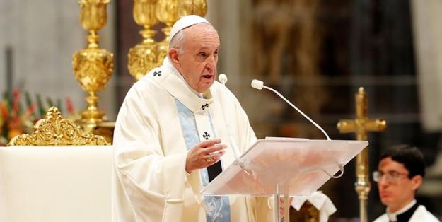  پاپ فرانسیس: دادن اجازه برای هتک حرمت قرآن، محکوم است 