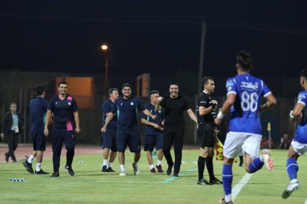 سرتاپای بازیکنان استقلال را باید طلا گرفت 