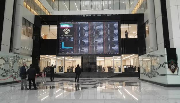 نماگر هم‌وزن بورس در پایان مرداد ۵.۲۵ درصد کاهش را نشان می‌دهد