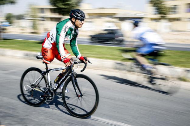 فدراسیون دوچرخه‌سواری به جای تجهیزات به ما انبار خالی نشان می‌دهد!