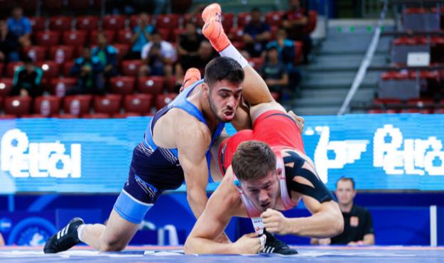  قهرمانی فیروزپور و معصومی در کشتی آزاد جام کرکین