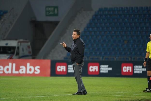  قلعه‌نویی: با «زدن» فدراسیون و تیم ملی مشکلی حل نمی‌شود