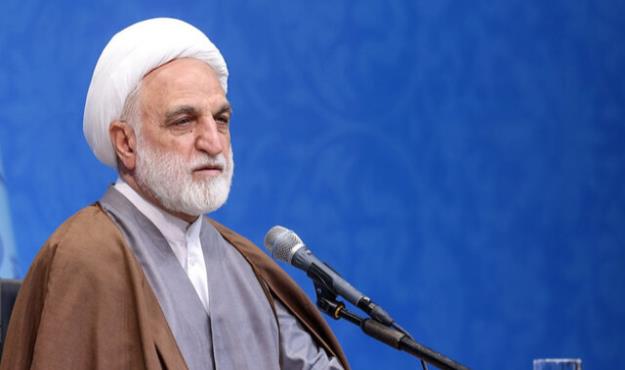 مراجعه ۱۵ نفر به یک آپارتمان برای جلب یک متهم مالی چه ضرورتی دارد؟