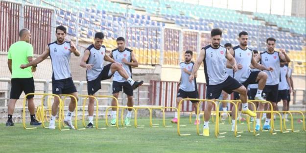  بازیکنان پرسپولیس وزنه زدند یا اعتصاب کردند؟ 