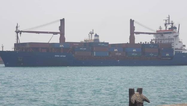 حملات الحوثی‌ها هزینه حمل‌ونقل کالا به یمن را دو برابر می‌کند