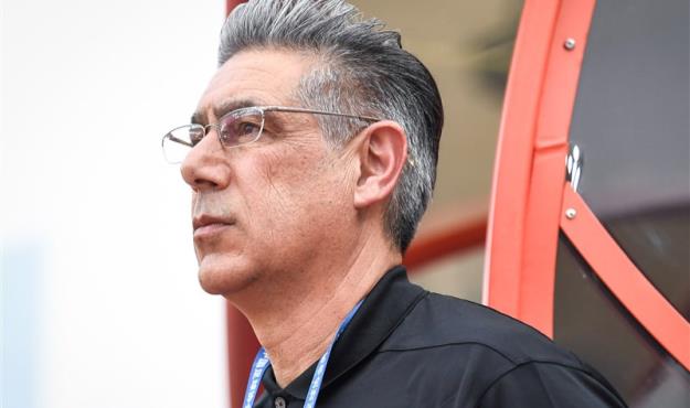  مشخص شدن تکلیف قطبی پس از بازگشت قلعه‌نویی از عربستان 