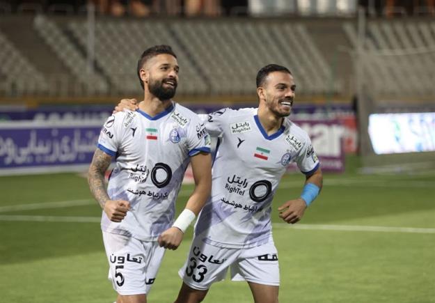  پایان خوش آبی‌‌ها در ۱۴۰۲؛با یک گل برای استقلال بهار شد 