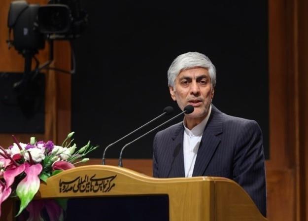 واکنش وزیر ورزش به تغییر نام باشگاه استقلال