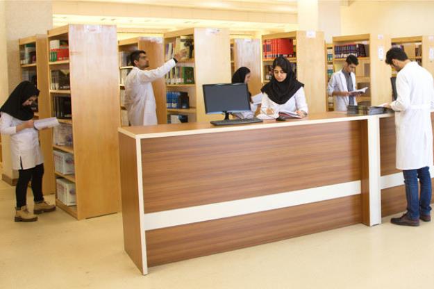  وزارت بهداشت: پذیرش بدون کنکور رشته‌های علوم پزشکی صحت ندارد