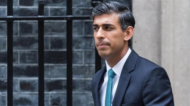  انتخابات انگلیس/ قدرت ۱۴ ساله محافظه‌کاران به پایان می‌رسد؟