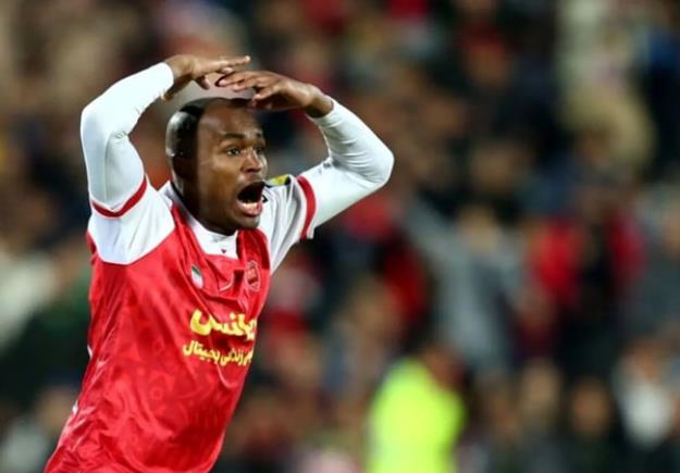 عبدالکریم حسن پرسپولیس را دور زد