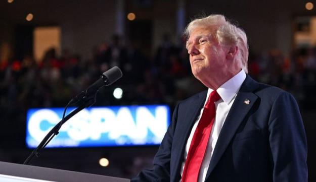  ترامپ نامزدی حزب جمهوری‌خواه را پذیرفت