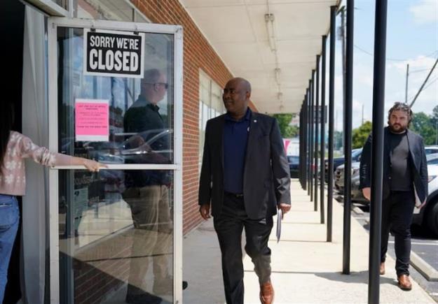 دموکرات‌ها تا ۱۷ مرداد نامزد خود را معرفی می‌کند 