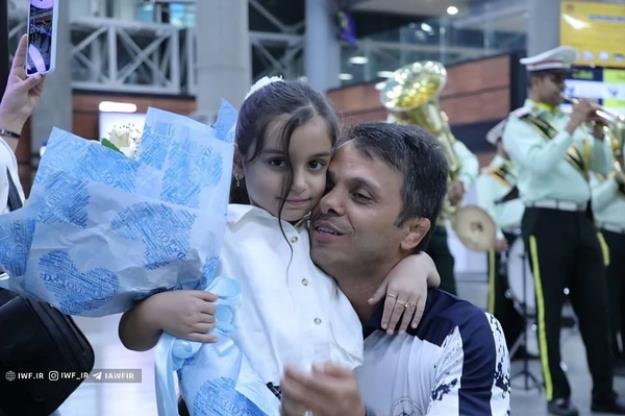 واکنش رنگرز به شایعه استعفا