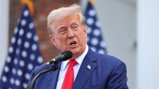 ترامپ: خدا من را نجات داد تا دنیا را نجات دهم!