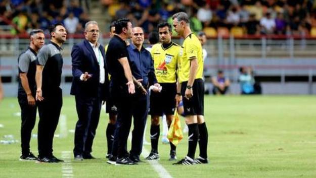 استقلال به دنبال سرمربی خارجی نیست 