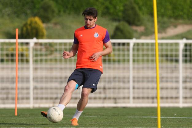  مهری به پرسپولیس پیوست